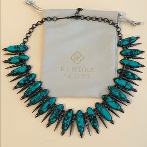 RARE Kendra Scott Gabriela statement necklace